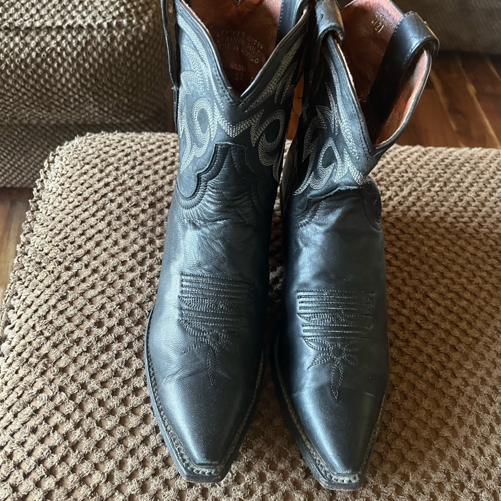 DAN POST BLACK SHORT BOOTS